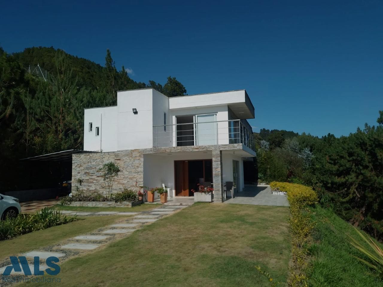 EXCLUSIVA CASA SECTOR NORTEAMERICA